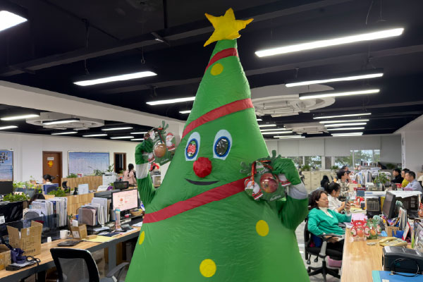 Wesołych Świąt życzy SUNNEX